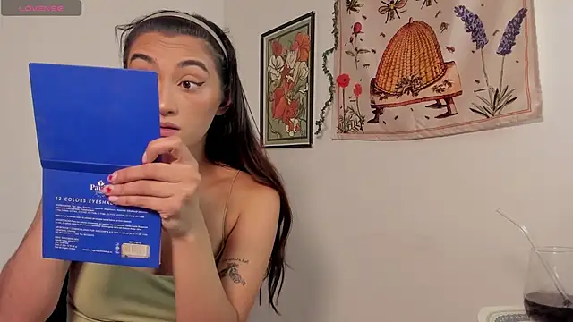 Gabee7  online show from 3, 10, 2025