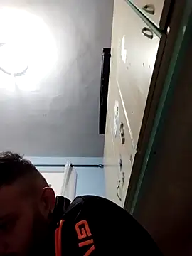 Francescodicristina44 online show from 4, 3, 2026