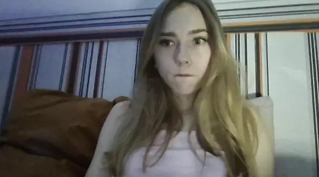 Loveyy Doveyy online show from 14, 3, 2025