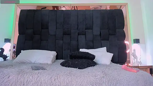 Daia Ortiz online show from 20, 3, 2025