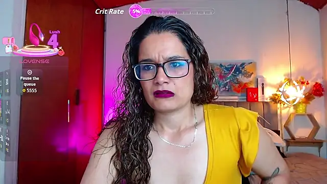 Snapshot of Rose_Thompson1 chatting on 10, 10, 2025 Rose Thompson1 online show from 10, 10, 2025