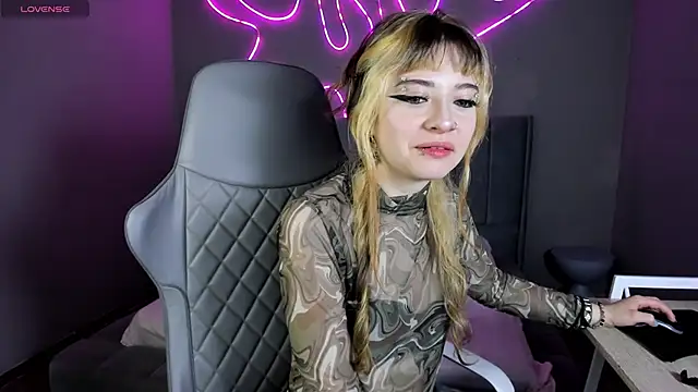 Miyuki wolf online show from 9, 4, 2026