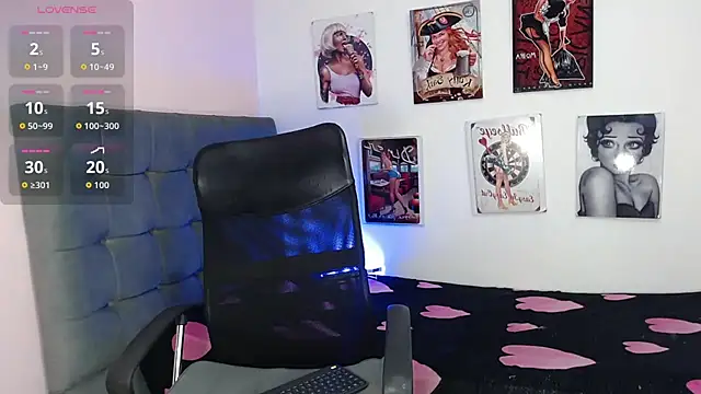 Snapshot of vicky_bigboobs_babe chatting on 19, 6, 2026 vicky bigboobs babe online show from 19, 6, 2026