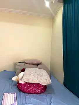 Ivelleee  online show from 7, 11, 2025