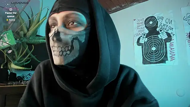 Snapshot of cos_operator chatting on 28, 9, 2025 cos operator online show from 28, 9, 2025