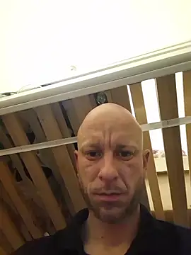 Snapshot of svenpfeifer chatting on 25, 2, 2026 svenpfeifer online show from 25, 2, 2026