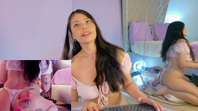 CarolineNasty online show from 4, 2, 2026