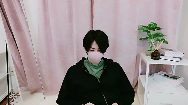 girl hunt japan online show from 25, 11, 2025