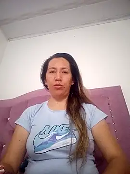 melany-92xxx online show from 10, 9, 2025