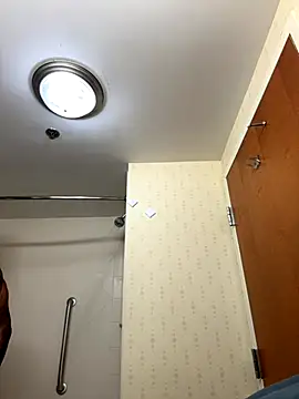 Snapshot of Foxdaguy chatting on 15, 10, 2025 Foxdaguy online show from 15, 10, 2025