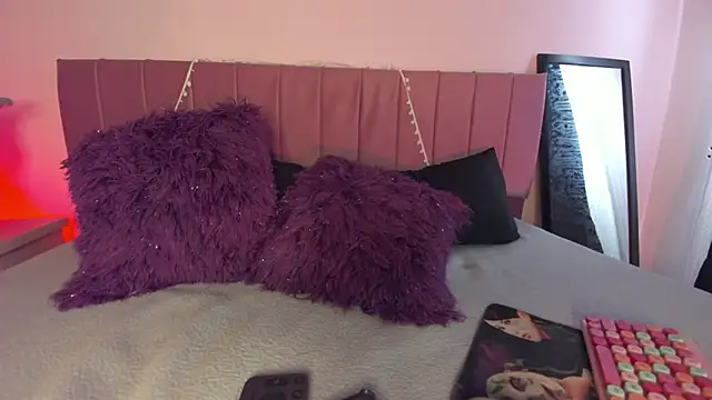 kitty-kryss online show from 19, 2, 2026