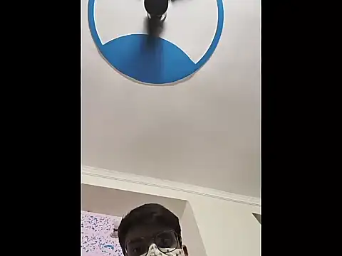 sutfvkii online show from 10, 4, 2026