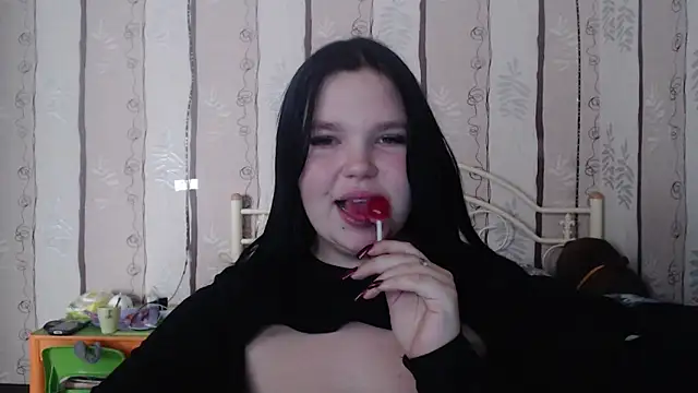 Victoriakot online show from 18, 3, 2025