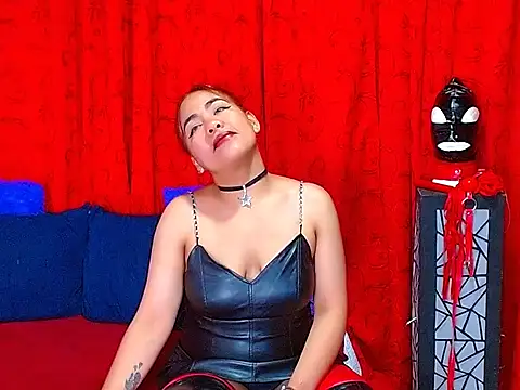 Snapshot of SharonCasttle chatting on 5, 5, 2026 SharonCasttle online show from 5, 5, 2026