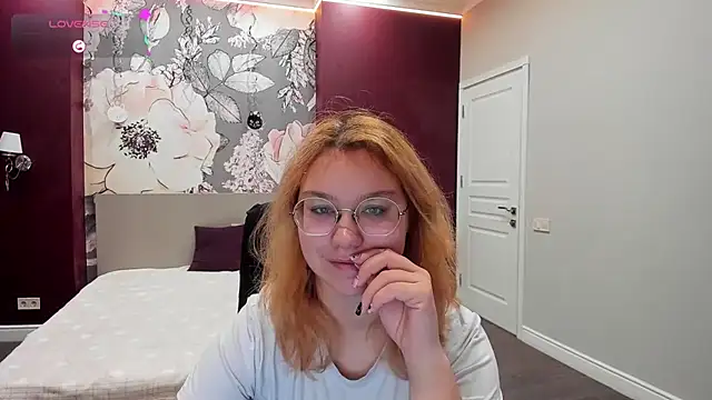 AngelinaLow online show from 8, 1, 2026