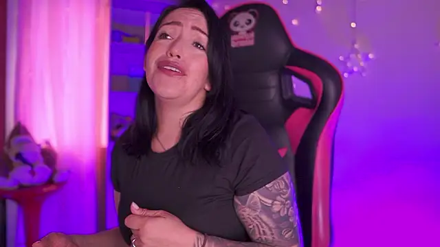 Madison Mayer online show from 9, 3, 2026