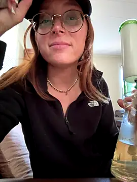 SpaceCowWhore online show from 9, 10, 2025