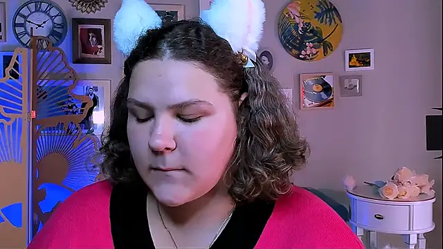 Snapshot of FlorenceAnderson chatting on 17, 9, 2025 FlorenceAnderson online show from 17, 9, 2025