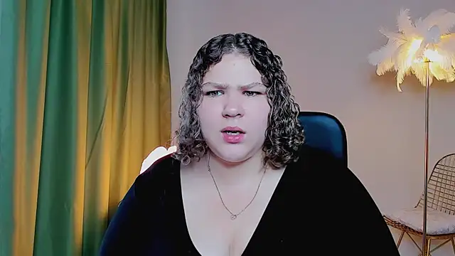 Snapshot of FlorenceAnderson chatting on 18, 9, 2025 FlorenceAnderson online show from 18, 9, 2025