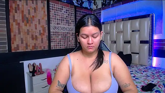 kriss sweetboobs10 online show from 10, 10, 2025