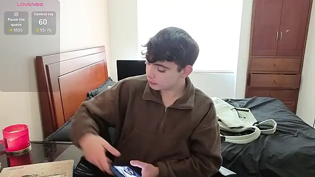 lukeboyce33 online show from 18, 2, 2026