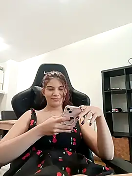 MeCherryy online show from 27, 10, 2025