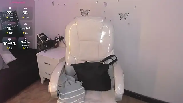 Pretty Johnson  online show from 7, 4, 2026