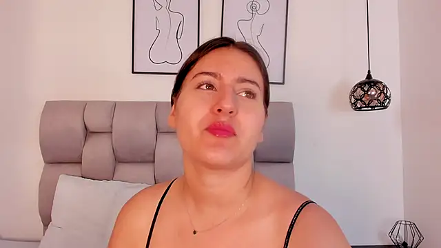 Hanna Evans   online show from 14, 11, 2025