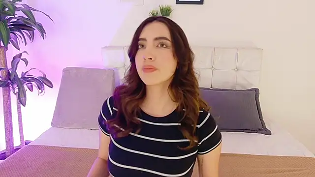 Rebbecawhite meow online show from 22, 9, 2025