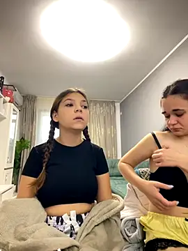 18teengirl3 online show from 2, 10, 2025