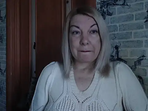 Lillia Ray online show from 10, 2, 2026