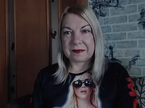 Lillia Ray online show from 24, 4, 2026