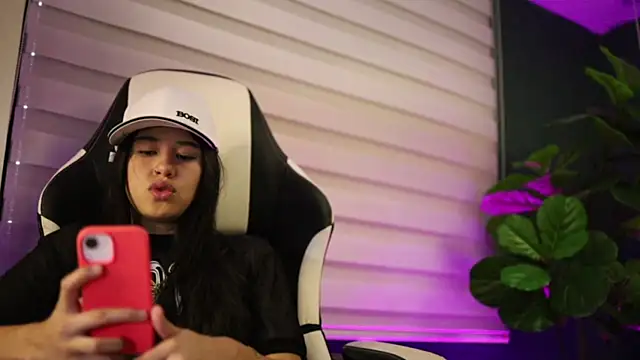 Danaa Rouse online show from 31, 10, 2025