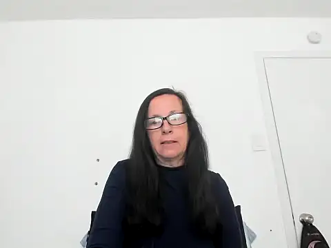 peachgoddess online show from 4, 6, 2026