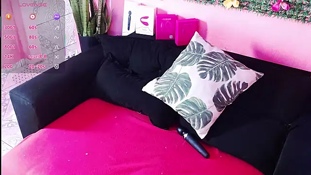 DianaGom online show from 5, 10, 2025