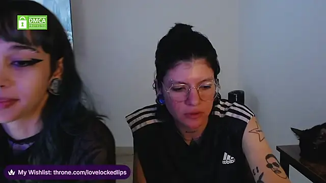 Snapshot of lovelockedlips chatting on 10, 3, 2026 lovelockedlips online show from 10, 3, 2026