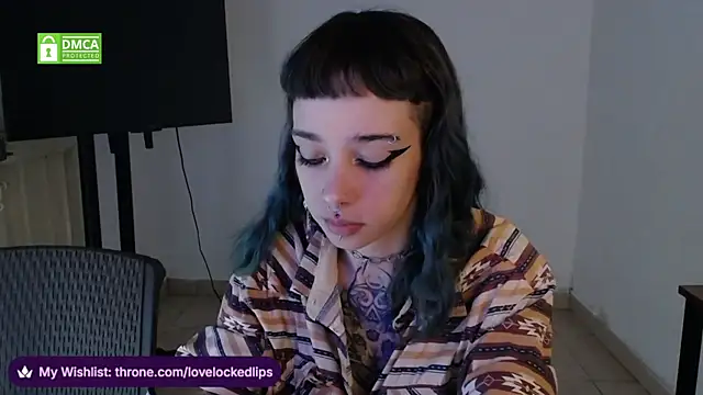 Snapshot of lovelockedlips chatting on 19, 3, 2026 lovelockedlips online show from 19, 3, 2026