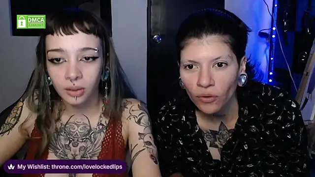 Snapshot of lovelockedlips chatting on 20, 6, 2026 lovelockedlips online show from 20, 6, 2026