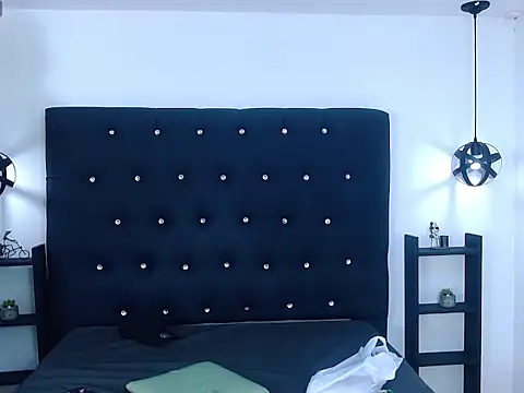 Jhojan twink online show from 29, 9, 2025