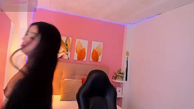 Molly h0t online show from 20, 2, 2026