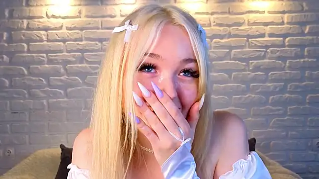 minigirl online show from 16, 3, 2025