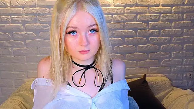 minigirl online show from 21, 3, 2025