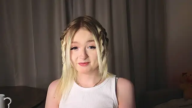 minigirl online show from 5, 2, 2026