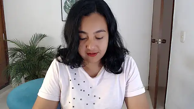 Snapshot of Themagicpotion chatting on 20, 4, 2026 Themagicpotion online show from 20, 4, 2026