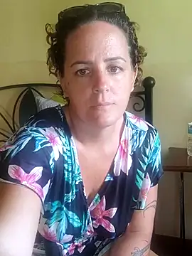 emiliemilf online show from 13, 2, 2026