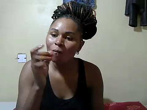 Creamy-Aisha online show from 18, 10, 2025
