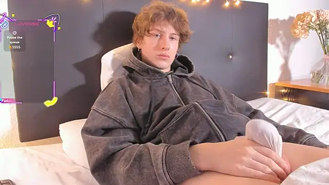 RobFavorite1 online show from 8, 1, 2026