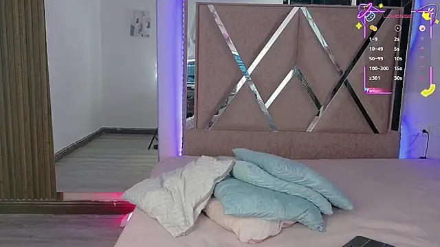 Snapshot of Ash_Femboy chatting on 19, 10, 2025 Ash Femboy online show from 19, 10, 2025