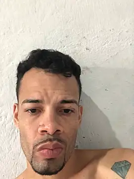 Snapshot of HenriquePhn chatting on 26, 6, 2026 HenriquePhn online show from 26, 6, 2026
