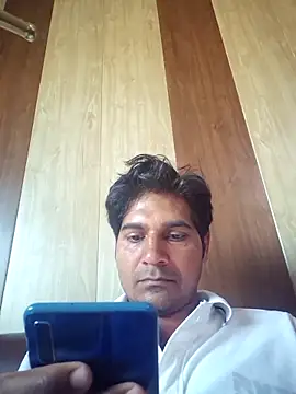 Snapshot of johnny8731 chatting on 4, 3, 2026 johnny8731 online show from 4, 3, 2026